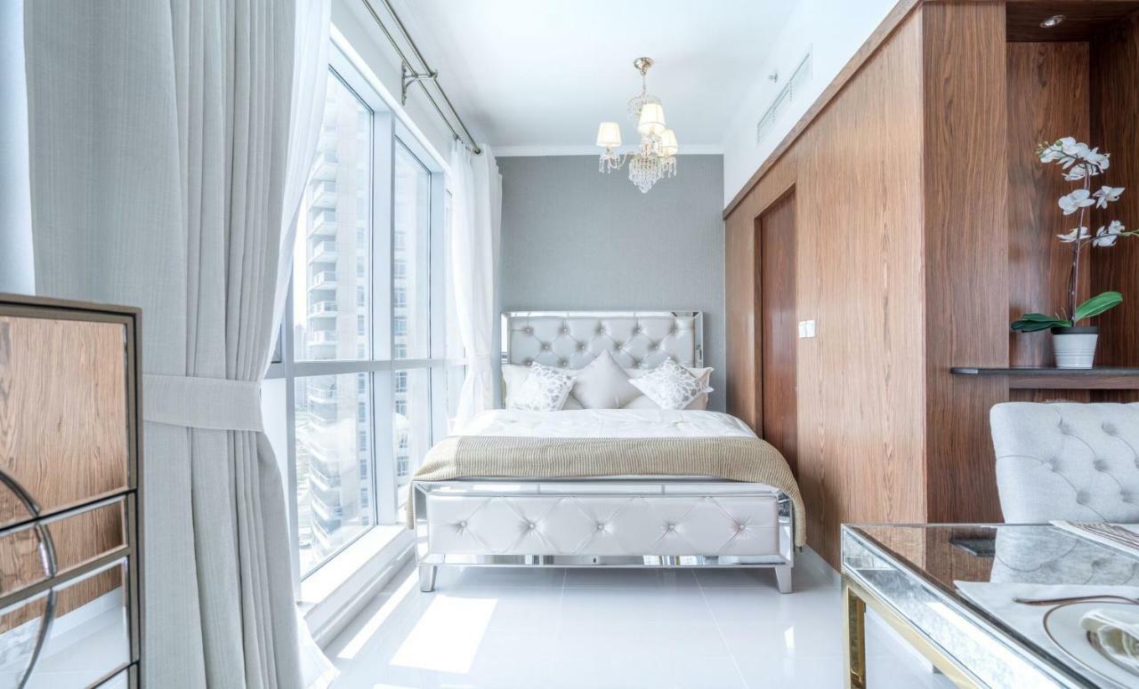 Elite Royal Apartment - Full Burj Khalifa & Fountain View - Opal - 2 Bedrooms Plus 1 Open Bedroom Without Partition دبي المظهر الخارجي الصورة